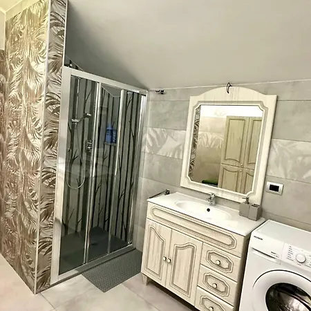 Casa Di Mbape 2 *